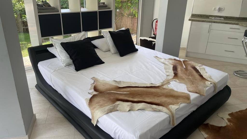 Luxury Villa With Swimming Pool And Jacuzzi Marbella Exterior foto